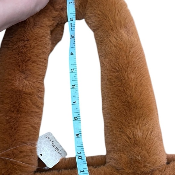 Free People Brown Tan Cozy Commuter Faux Fur Tote Bag NWT - Picture 9 of 9